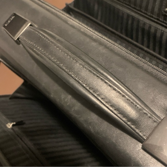 TUMI 2967D Black Leather Nylon Briefcase Laptop Shoulder Messenger Bag - Picture 4 of 16